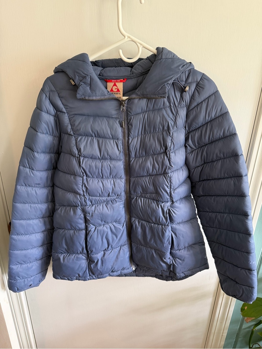 Gerry lightweight blue Puffer Jacket size medium